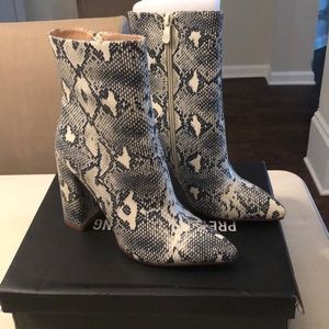 Pretty Little Thing Snakeskin Booties